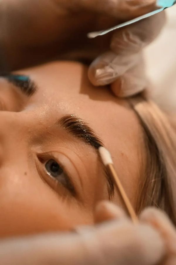 Retouche du maquillage permanent des sourcils à 6 mois Retouche du maquillage permanent des sourcils à 6 mois chez Hemera, institut de beauté à Lille