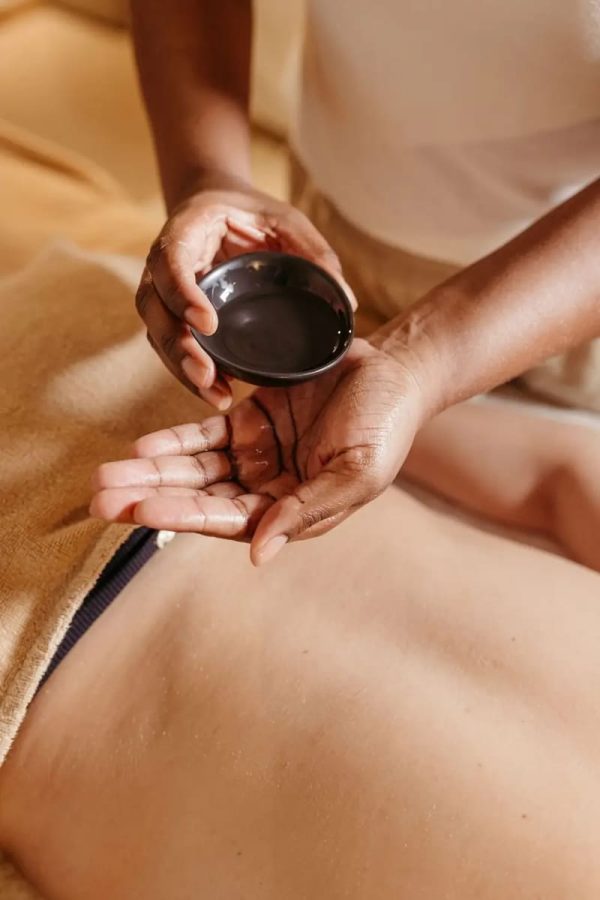 Soin du corps Réparateur Intense Soin du corps Réparateur Intense chez Hemera, institut de beauté à Lille